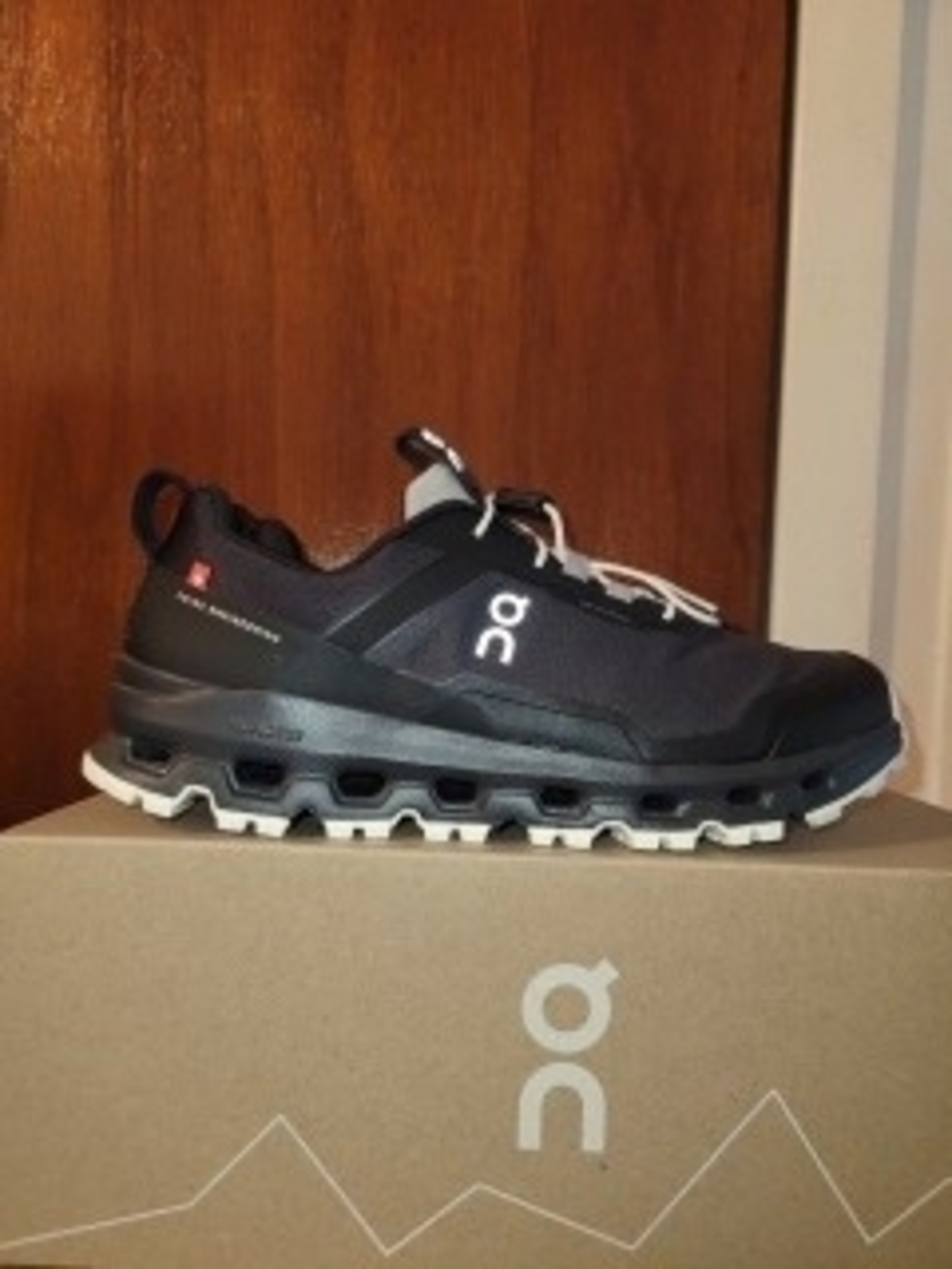 Oncloud Running Kid's Trail Shoe - Black and White